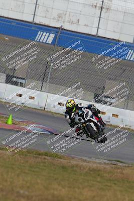 media/Nov-26-2022-Fastrack Riders (Sat) [[b001e85eef]]/Level 1/Session 3 Outside Turn 9/